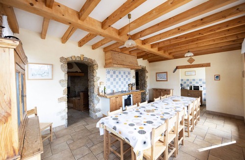 Les Deserts House | Gîte 'Jeantiane Les Alpes Fleuries': Mountain View, Private Terrace, Wi-Fi
