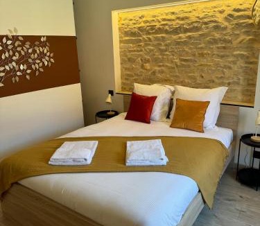 Buxy House | Gîte L'Écrin - Maison de charme 8Pers
