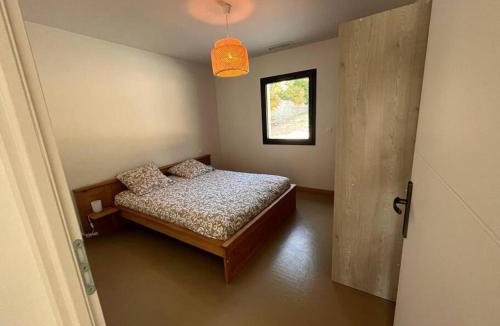Saint-Hippolyte-le-Graveyron House | Gîte « la Niña »