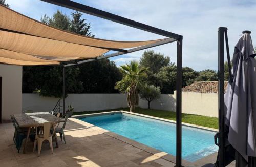 Saint-Hippolyte-le-Graveyron House | Gîte « la Niña »