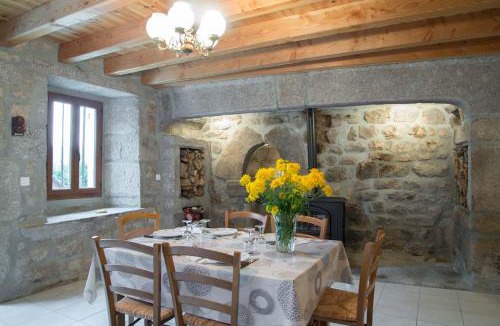 Termes House | Gîte le pré de chabanettes 6/8 personnes
