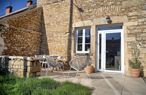 Mantoche Apartment | Gîte - Le Saule Rêveur