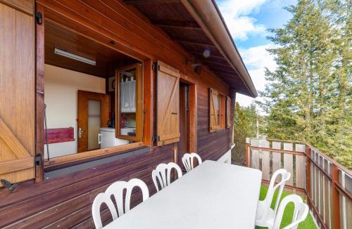 Prenovel House | Gîte - Les Pessettes - Vue Montagne