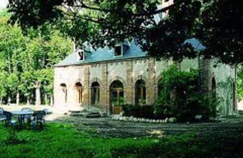 Trezelles House | Gîte lumineux dans ancienne orangerie avec jardin et barbecue - FR-1-489-281
