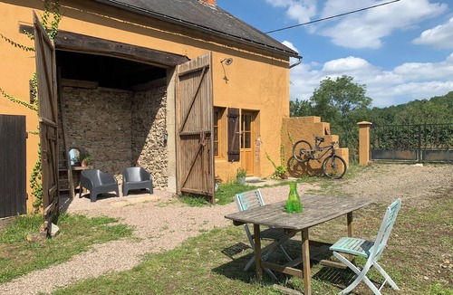 Cussy-en-Morvan House | Gîte MTB Morvan, in a quiet location in the Morvan Natural Park