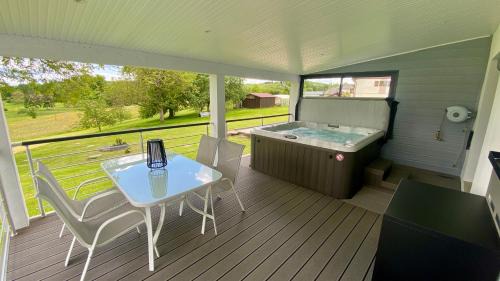 Plombieres-les-Bains House | Gîte Noël - Jacuzzi, Sauna et Calme absolu