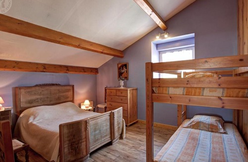 Apinac House | Gîte pour 12 pers., animaux admis, nature Apinac - FR-1-496-416