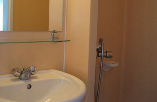 Bessey Cottage | Gîte-Private Bathroom-Budget-Garden view-Gite de groupe