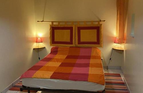 Neuvy House | Gîte rénové avec terrasse privée et animaux admis - FR-1-489-10