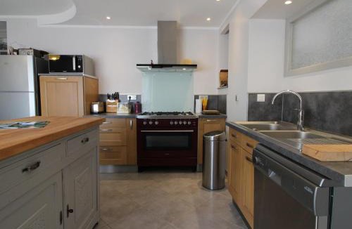 Semmadon House | Gîte rénové XVIIIème siècle, animaux acceptés, jardin clôturé - FR-1-583-452