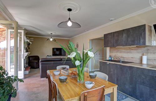 Roanne House | Gîte spacieux et confortable avec terrasse à Roanne - FR-1-496-337