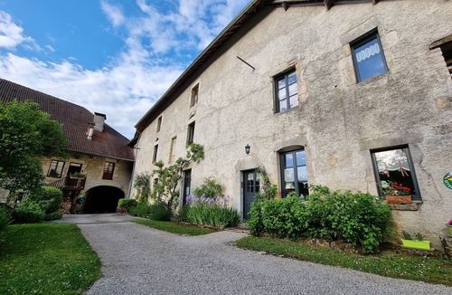 Vuillafans House | Gîte "Une Maison sur la Loue" (A House on the River Loue)