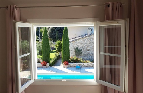 Colonzelle Cottage | Gîte with heated pool in Drôme provençale (Grignan area)