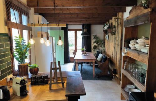 Tulette Apartment | Gîtes à la ferme, Le Jardin Bleu, Le Gîte Vert