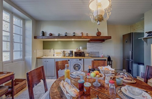 Valence-sur-Baise House | Gîtes Charme et Cosy Avec Piscine Dans le Gers - Le Clos Boissière