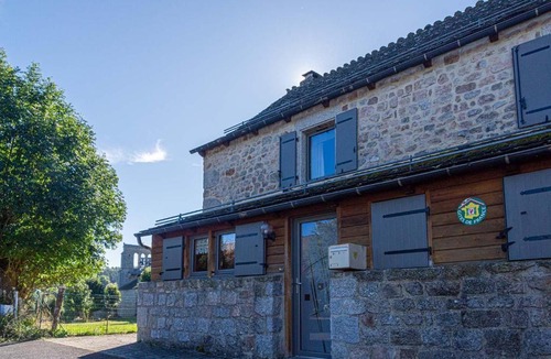 La Fage-Saint-Julien House | Gîtes de france 4/6 personnes b