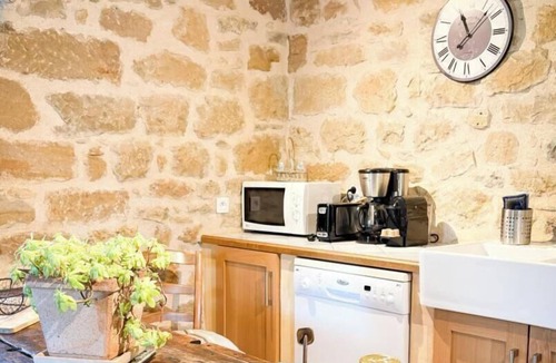 Frontenac House | Gîtes de France® - Le Hameau du Quercy - Stone spirit