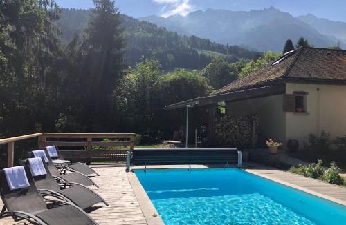 Sainte-Agnes House | Gîtes du Grand Replomb, Les Artistes, Piscine et Jacuzzi