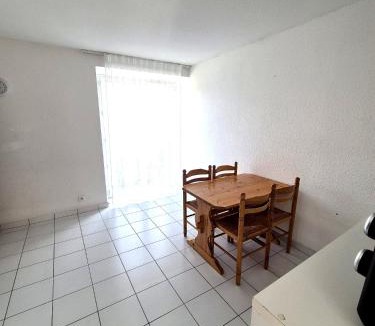Meyras Apartment | Gîtes La Vallée 2éme Etage Neyrac les Bains