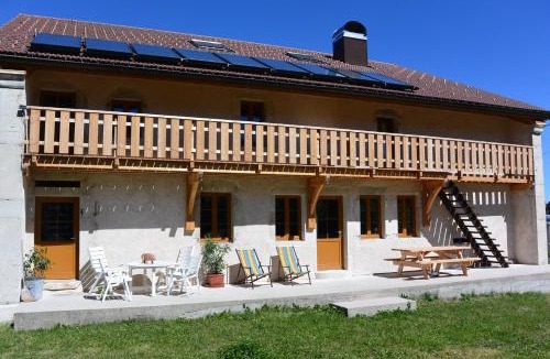 Les Moussieres Apartment | Gîtes Tré Le Grenier