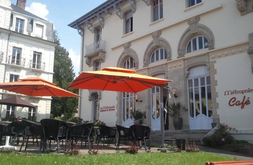 Luxeuil-les-Bains House | Garden city Luxeuil (Ex Le Métropole et Les Thermes)