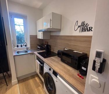 Alfortville Apartment | Garden Suite Paris - À 10 min de Paris - Gare de Lyon - Bercy