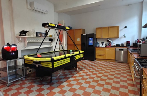 Seurre Other | Geek Castle: a castle full of pinball machines, arcades and a large hot tub