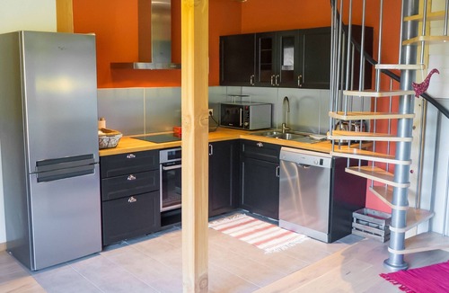 Saint-Privat-d'Allier House | Gemütliches Steinhaus mit Garten by Interhome