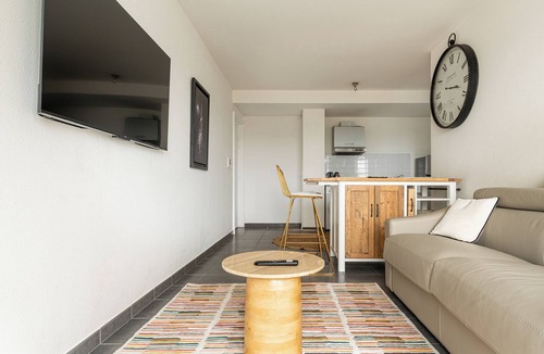 Etrembieres Apartment | Geneva Telepherique Flat