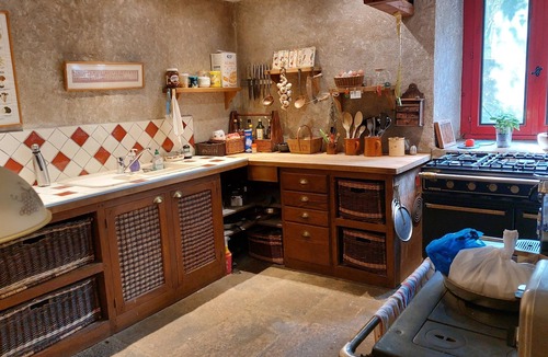 Le Larderet House | Getaway in the Jura - calm, nature & conviviality gîte for 6 to 8 people