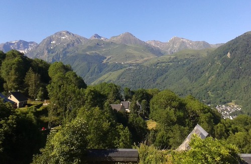 Cazaux-Frechet-Aneran-Camors House | Gîte de Nelly located in a Pyrenees village close to ski resorts