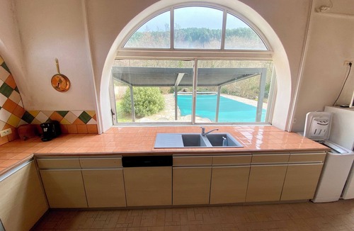 Mercuer Apartment | Gîte 4/6p, 2 bedrooms, 2 bathrooms, heated outdoor pool, park, jacuzzi, trampoline