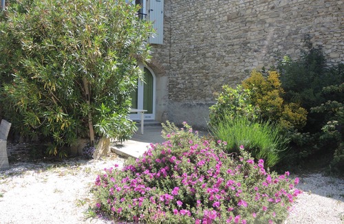 Bonlieu-sur-Roubion House | Gite 4 to 6 persons in Provence
