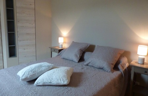 Chapeau Cottage | Gite Chapeau, 2 bedrooms, 4 persons