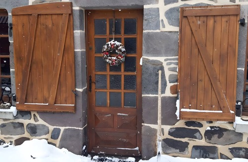 Valuejols House | Gîte 'Chez Marie-Louise' with private terrace and shared garden