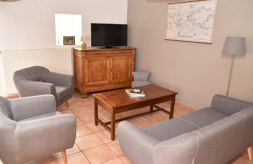 Cressanges Cottage | Gite Cressanges, 3 bedrooms, 6 persons