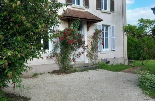 Avallon House | Gite de Chassigny