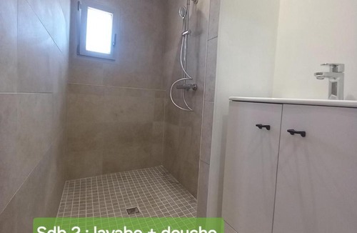Avallon House | Gite de Chassigny