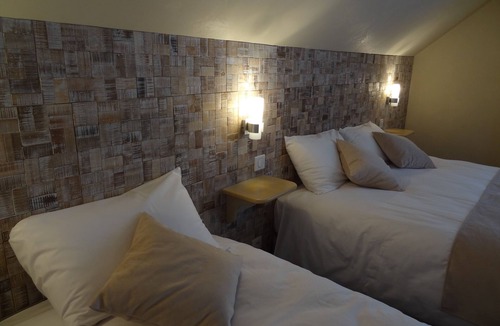 Rupt-sur-Moselle Hotel | Gite DE Groupe Avec Salle DE Reception