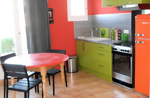 Aubres House | Gîte de Maric: Among Olive Trees with Pool, Stunning Mountain Views