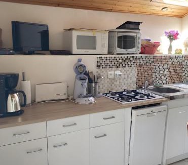 Vertamboz House | Gite Des 4 Lacs