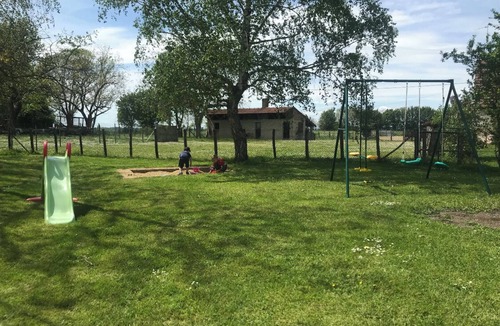 Pierre-de-Bresse House | Gîte des Roses, country house with brazier, large garden and games room