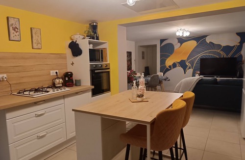 Fretterans House | Gite Doubs Séjour Small Bresse village between lakes and meadows. In the quiet