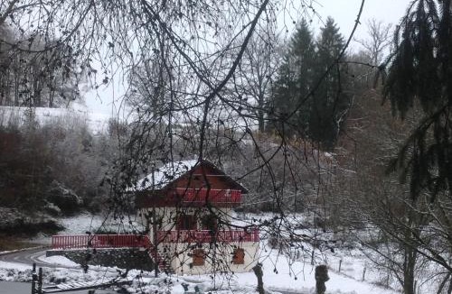 Paroisse Saint-Walburge House | Gite du creux de la goutte