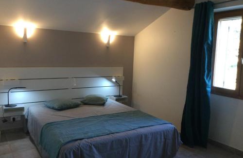 Tulette House | Gite du pont de l'hérein