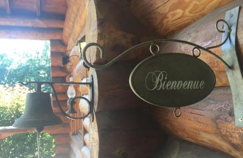 Janvry House | Gite En Rondins