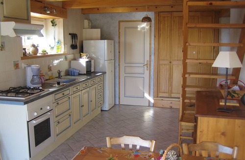 Le Monastier-sur-Gazeille House | Gite Entierement Renové Avec vue sur la Vallée de la Gazeille