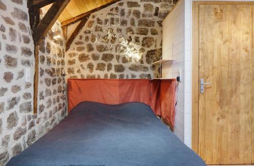 Gluiras House | Gite Granit - hameau ardéchois
