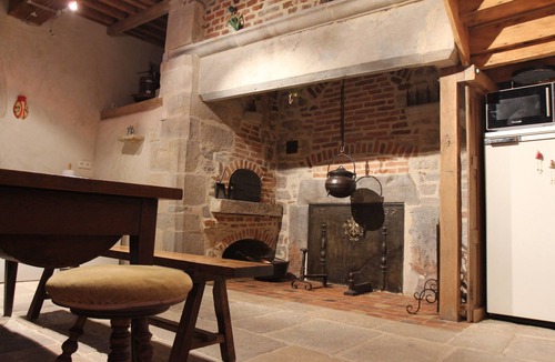 Ruffey-sur-Seille House | Gite in the heart of a former priory - quiet, leafy setting