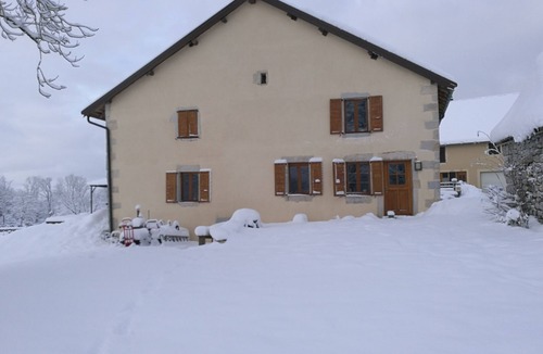 Marigny House | Gite jura, lac de Chalain, cascades du hérisson, friendly and comfortable